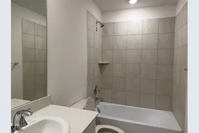 716 Edgehurst Drive, McKinney, TX 75071 - Photo 3