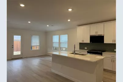 716 Edgehurst Drive, McKinney, TX 75071 - Photo 7