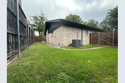 7528 Brentcove Circle, Dallas, TX 75214 - Photo 19