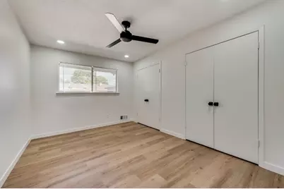 7528 Brentcove Circle, Dallas, TX 75214 - Photo 15