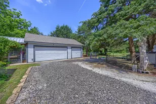 881 Wild Rd, Van Alstyne, TX 75495 - Photo 33