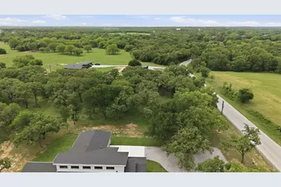 1999 Sunflower Road, Paradise, TX 76073 - Photo 17