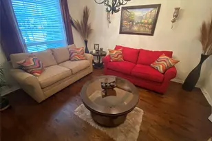 7112 Carmona, Grand Prairie, TX 75054 - Photo 3