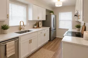 2722 Clover Valley Dr, Garland, TX 75043 - Photo 3