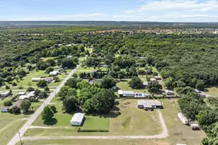 7720 River Run, Granbury, TX 76049 - Photo 29