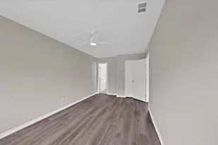905 Skylark Dr, Arlington, TX 76010 - Photo 11