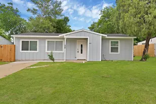 905 Skylark Dr, Arlington, TX 76010 - Photo 1