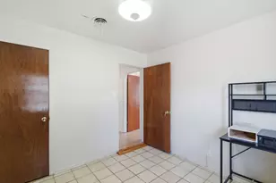 736 Oak Dr, Hurst, TX 76053 - Photo 11