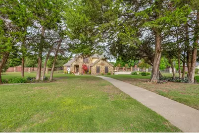 911 Bentle Branch Lane, Cedar Hill, TX 75104 - Photo 1