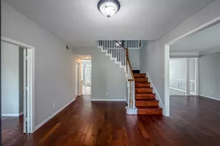 1081 Woodbriar Dr, Grapevine, TX 76051 - Photo 3