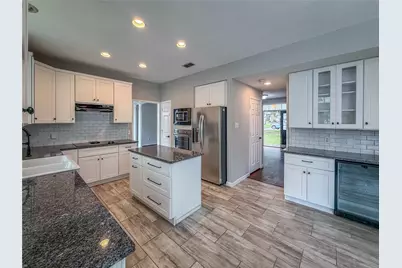 1081 Woodbriar Drive, Grapevine, TX 76051 - Photo 7