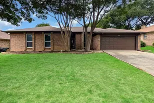 510 Evans Dr, Euless, TX 76040 - Photo 1