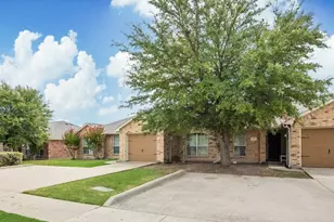 803 Hibiscus Trail, Waxahachie, TX 75165 - Photo 3