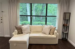 6923 Rolling Crk Ln, Dallas, TX 75236 - Photo 7
