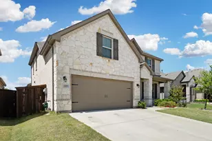 11833 Toppell Trl, Fort Worth, TX 76052 - Photo 3