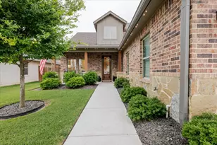 1317 Thistle Hl Trl, Weatherford, TX 76087 - Photo 3