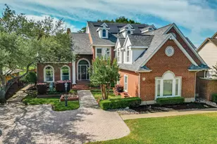 32 Victoria Dr, Rowlett, TX 75088 - Photo 1
