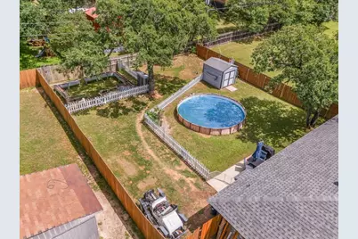 105 Rhoades Street, Azle, TX 76020 - Photo 23