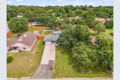 105 Rhoades Street, Azle, TX 76020 - Photo 27