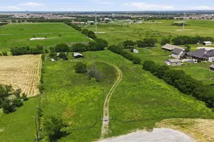 18508 James Smith Rd, Justin, TX 76247 - Photo 13