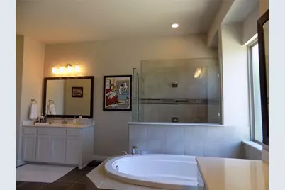2440 Vaquero Lane, Carrollton, TX 75010 - Photo 9