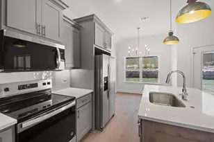 212 Central Park Ct, Athens, TX 75751 - Photo 13