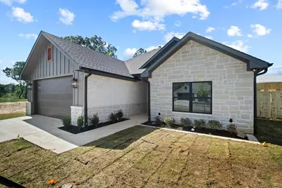 212 Central Park Court, Athens, TX 75751 - Photo 3