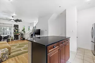 13900 Noel Rd, Dallas, TX 75240 - Photo 15