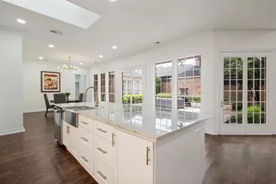7 Carmarthen Court, Dallas, TX 75225 - Photo 9