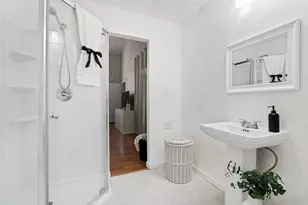 805 W Rochelle Rd, Irving, TX 75062 - Photo 21