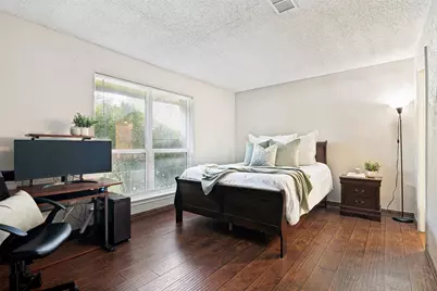 805 W Rochelle Road, Irving, TX 75062 - Photo 9