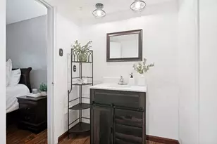 805 W Rochelle Rd, Irving, TX 75062 - Photo 11