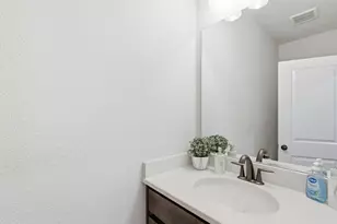 404 Oak Mdw Ln, Weatherford, TX 76085 - Photo 29