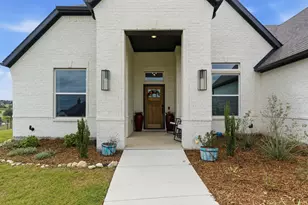 404 Oak Mdw Ln, Weatherford, TX 76085 - Photo 3