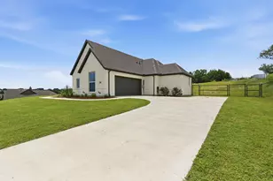 404 Oak Mdw Ln, Weatherford, TX 76085 - Photo 35