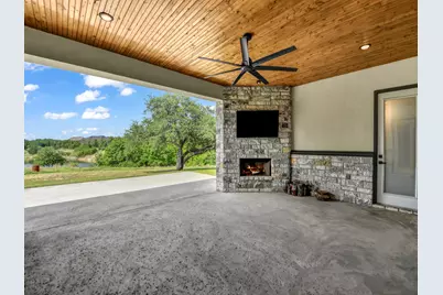 1050 Kingsley Court, Weatherford, TX 76087 - Photo 9