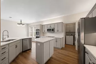 6628 Westmoor Ln, Benbrook, TX 76132 - Photo 5