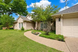 6628 Westmoor Ln, Benbrook, TX 76132 - Photo 1