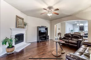 421 Hideaway Rd, McKinney, TX 75072 - Photo 7