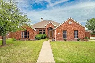1421 Elmhurst Ln, Flower Mound, TX 75028 - Photo 1