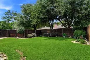 8901 Stratford Dr, North Richland Hills, TX 76182 - Photo 25