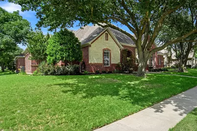 8901 Stratford Drive, North Richland Hills, TX 76182 - Photo 3
