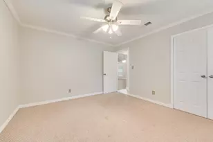 809 Buffalo Dr, Arlington, TX 76013 - Photo 11