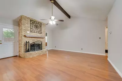 809 Buffalo Drive, Arlington, TX 76013 - Photo 7