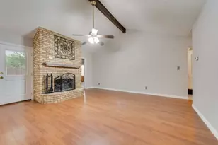 809 Buffalo Dr, Arlington, TX 76013 - Photo 7