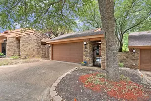 16 Village Green Ct, Denison, TX 75020 - Photo 1