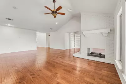 10112 Wandering Way Street, Benbrook, TX 76126 - Photo 11