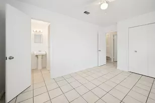 903 Woodbrook St, Arlington, TX 76011 - Photo 17