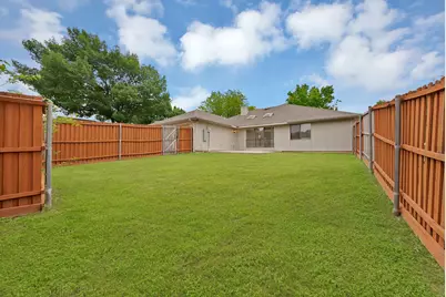 925 Creekview Drive, Mesquite, TX 75181 - Photo 25