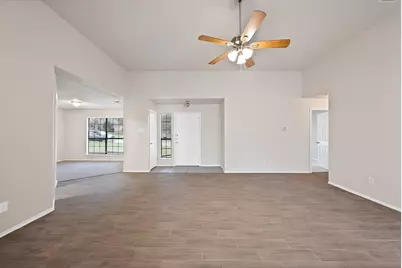 925 Creekview Drive, Mesquite, TX 75181 - Photo 7